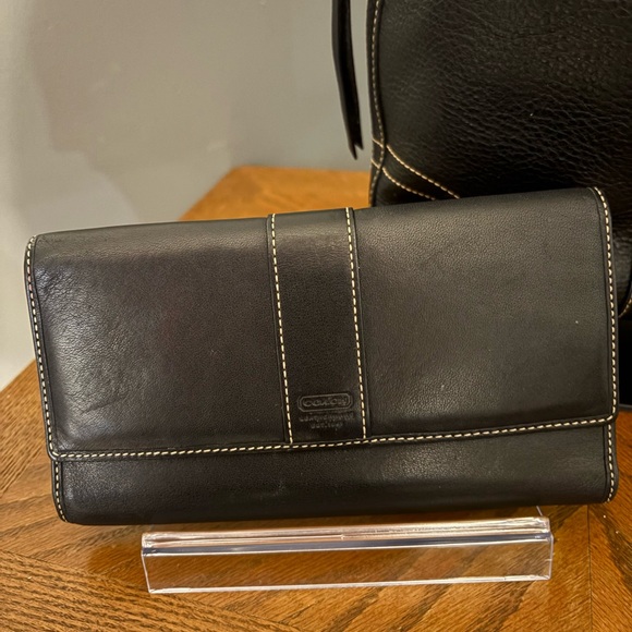 Coach 2006 Chelsea Laced Duffle and Walket in EUC - Picture 9 of 13